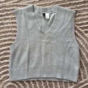 H&M divided baby blue knit vest